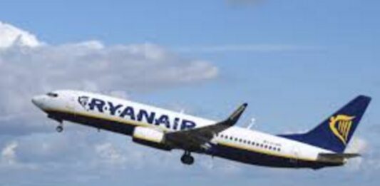 Ryanair seguirá en Vitoria reduciendo vuelos levemente