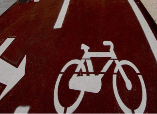 Los carriles bici de Vitoria dejan de ser rojos ¡Motivo! 1,2 millones y 1 año para el nuevo bicicarril de Vitoria