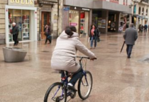 Más de 30 tiendas y bares se quedan sin ayudas del Ayuntamiento Sigue bajando el turismo en Álava