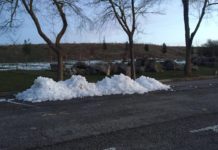 Bloques de hielo en aparcamientos ¿Los de la pista de la Virgen Blanca? FOTOS