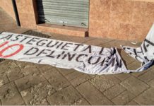 Vitoria: Entra a Asteguieta al grito de «os voy a matar a todos» grito pichis pancarta