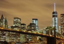 Alaveses viajaban de premio a EEUU, pero les dan un portátil 9 cuentos del vecino de Vitoria sobre judíos en Nueva York