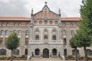 Vitoria culpa al Seminario del peligro para mayores