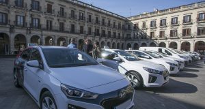 Vitoria repite con los terceros taxis más caros de España