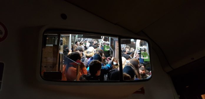 Ciudadanos exigen pasaporte covid en buses de Vitoria
