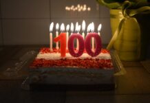 Llaman a vacunar a 1.800 mayores vascos mayores de 100 años