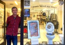 Poesía y acuarela en váteres de Vitoria