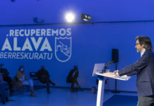 Oyarzabal reelegido presidente del PP alavés