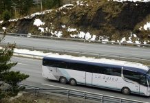 Vitoria se encara con los privilegios del bus de Bilbao
