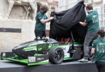 Sin tiempo para verlo ¡Piden otra exposición en Vitoria! El monoplaza eléctrico de Fórmula Student Vitoria (FSV)