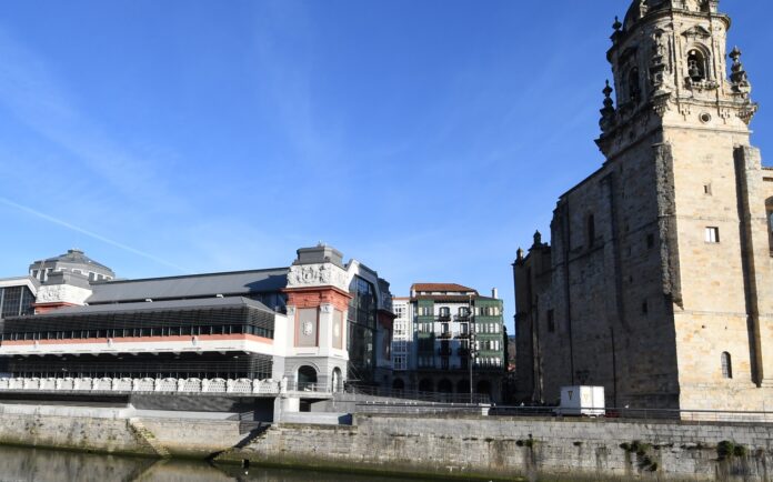 Nuevos horarios de los 7 mercados de Bilbao