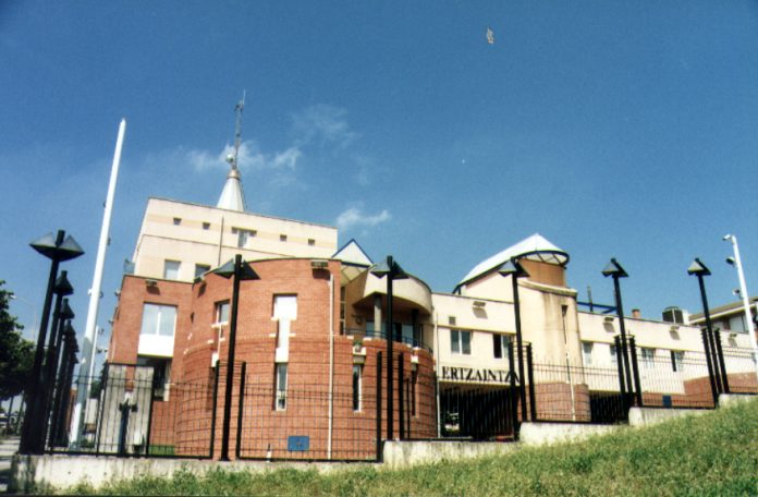 Roba a la Policía Municipal en Bizkaia Roba a la Policía Municipal en Bizkaia