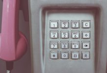 Convocan paro de 1 hora en Telefónica Vitoria quitará las cabinas telefónicas, con "tiempo"
