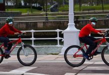 Bilbao pide a sus vecinos ir "a pie o en bici"