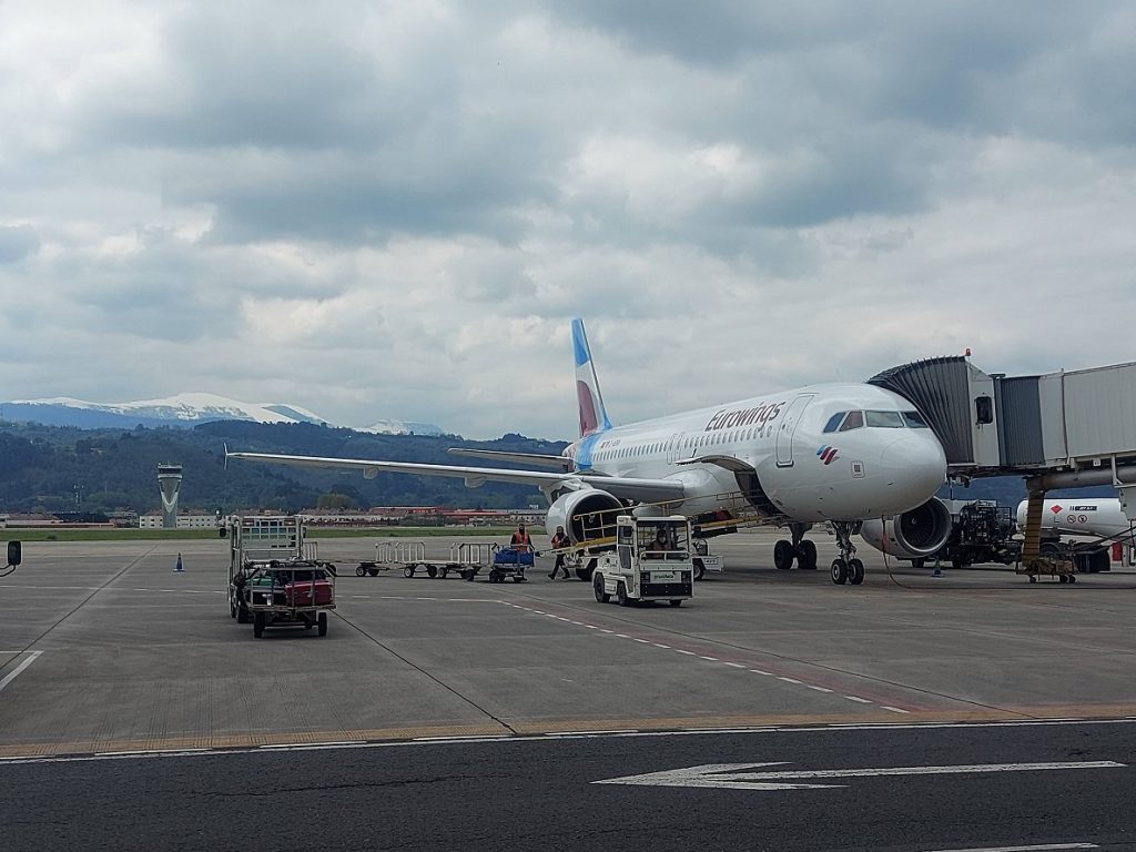 Seis vuelos cancelados en el aeropuerto de Loiu