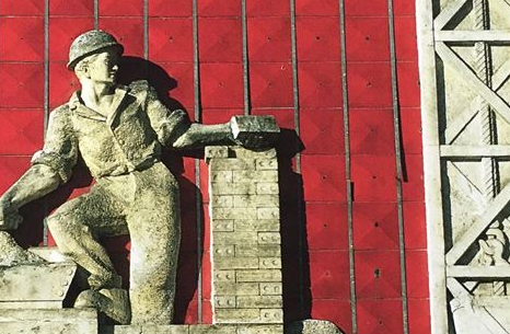 Petición insólita en Vitoria para homenajear al escultor