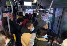 Vitoria: De mareos en tranvía a niños por el suelo en autobuses