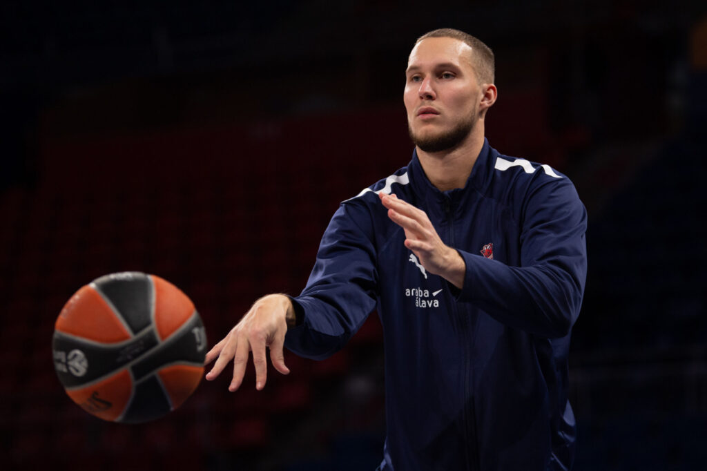 Se cargó a Howard y quiso echar a Sedekerskis ¡Galbiati incendió Baskonia!