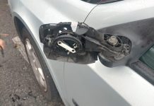 Vitoria niega que reventara el retrovisor Vitoria niega que reventara el retrovisor