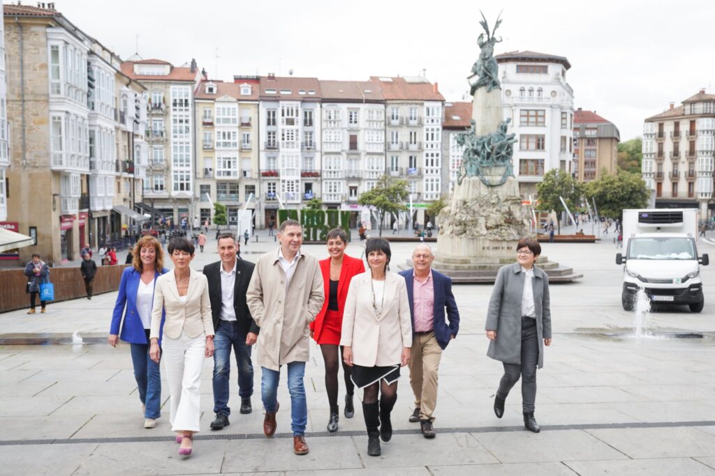 Vitoria y Álava: El paripé de la votación en Bildu con Rocío y Eva