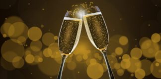 Día de fiesta para funcionarios en Vitoria ¡Pagas tú! La alcaldesa de Vitoria se enfrenta al brindis "repugnante"