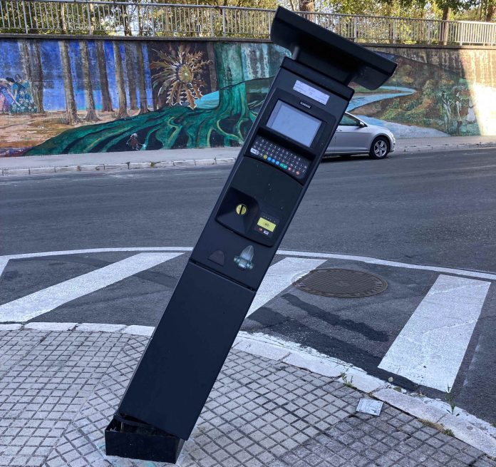 Nuevo ataque a parquímetros de OTA en Vitoria Nuevo ataque a parquímetros de OTA en Vitoria