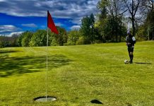 Fútbol en el campo de golf alavés