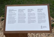 Arrancan en Vitoria la placa en recuerdo a Miguel Ángel Blanco