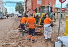 Voluntarios heridos en Valencia