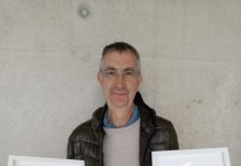 Un vitoriano se lleva obras de arte a casa