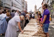 Crece el interés por vender ajos en Vitoria ¡Lista de espera! ¡Hay lista de espera! Vitoria tendrá 70 puestos de ajos en Santiago