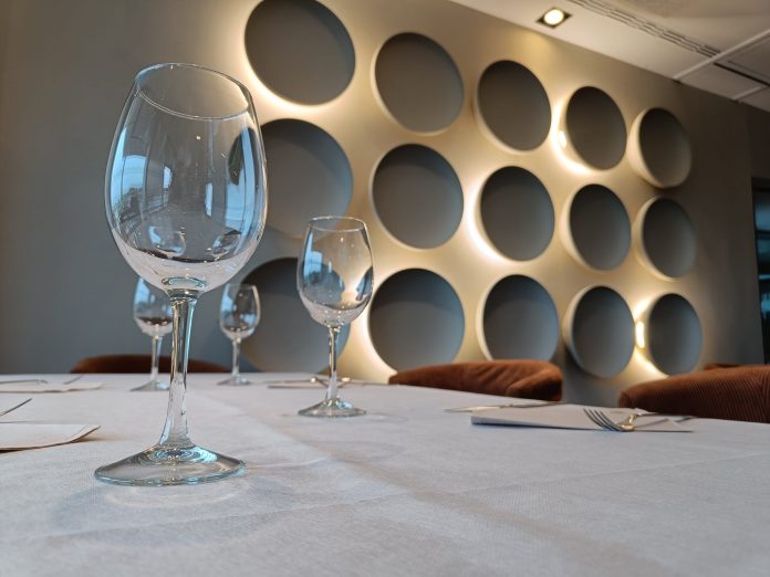 Renovado el restaurante de Bakh en Vitoria