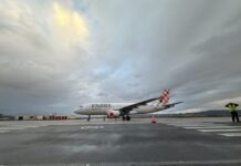 Volotea deja de unir Vitoria con Madrid La alcaldesa de Vitoria inaugura los vuelos de Volotea