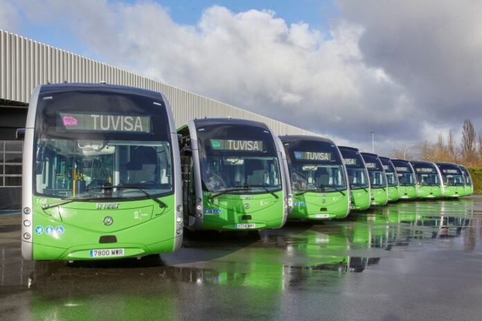 Siete pasajeros del autobús heridos en Vitoria