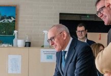 Ciudadanos sospechan que políticos alaveses no acogen niños como piden ENCUESTA: ¡Te piden a ti! ¿Acogerán niños los políticos alaveses?