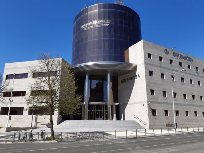 Ertzain-etxea Gasteiz (26)