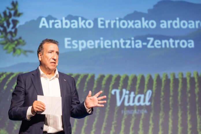 jon urresti Tuvo una idea para Álava visitando un museo de whisky