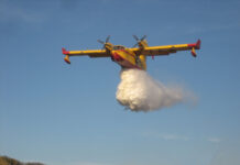 Desalojos por el incendio en Álava ¡Se apagó el lunes, pero…! Incendio en Álava ¡Llega un hidroavión desde una base militar!