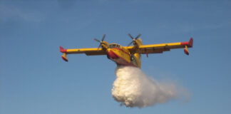 Desalojos por el incendio en Álava ¡Se apagó el lunes, pero…! Incendio en Álava ¡Llega un hidroavión desde una base militar!