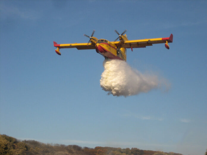 hidroavion-militar-incendio-alava Incendio en Álava ¡Llega un hidroavión desde una base militar!