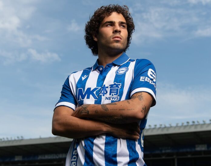 Dos debuts hoy en el Alavés