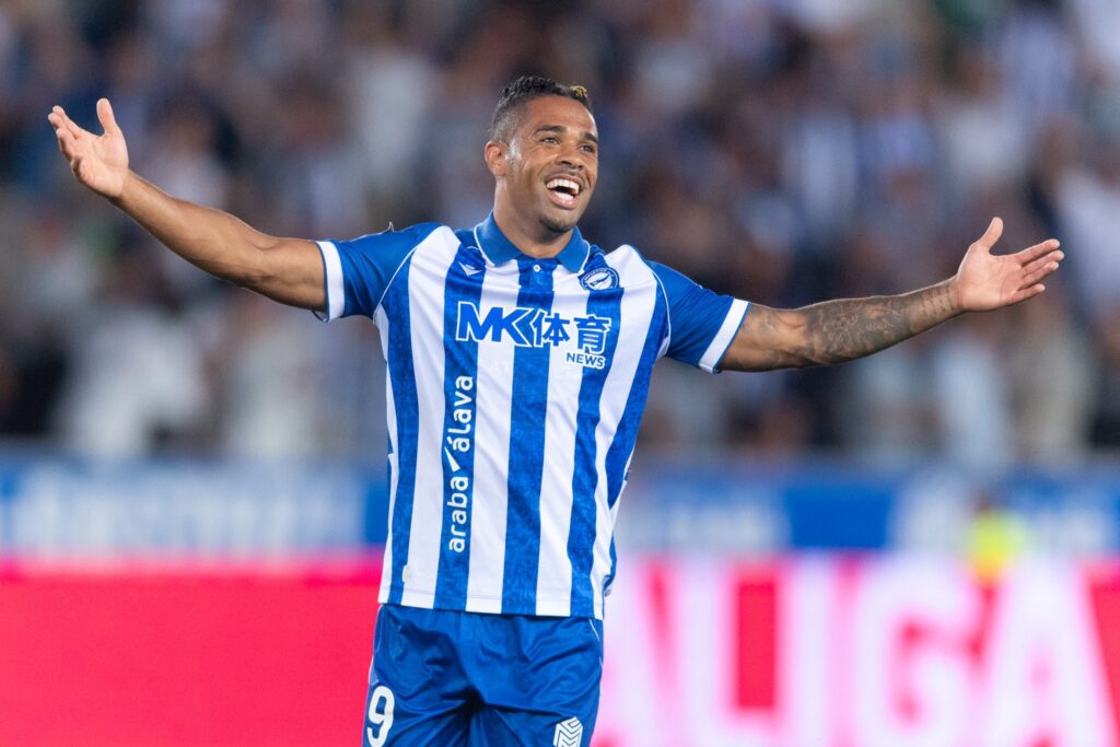 La norma que 'guinda' el liderato al Alavés y... ¡Por una camiseta!