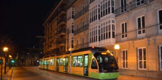 Vitoria permite ruidos nocturnos al tranvía ¿Aceptarlos? ¡Encuesta! Vitoria permite ruidos nocturnos al tranvía ¿Aceptarlos? ¡Encuesta!