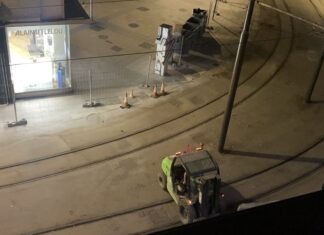 Caos del tranvía en Vitoria ¡Siguen ruidos que iban a quitar! Caos y fracaso del tranvía en Vitoria ¡Siguen ruidos que iban a quitar!
