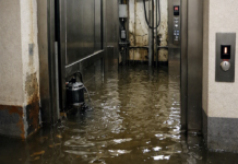 Diez pisos de agua en caída libre en Vitoria Diez pisos de agua en caída libre en Vitoria