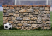 ‘O pasa el balón, o el jugador’ ¡Dos cracks del Alavés! 'O pasa el balón, o el jugador' ¡Dos cracks en el Alavés!