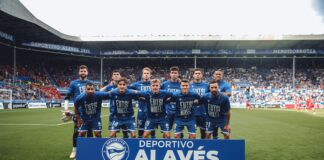 Otro homenaje de la plantilla del Alavés que no querrían hacer Otro homenaje de la plantilla del Alavés que no querrían hacer