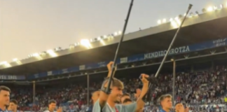 Mendi y el Alavés homenajean a Mikel
