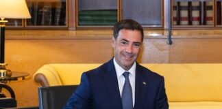 Pradales viaja a Bruselas ¿A perder el tiempo? ¡Encuesta!