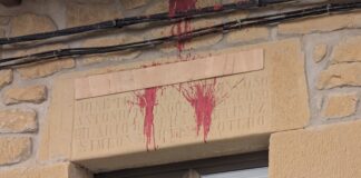 «Burla» en Álava con la inscripción franquista "Burla" en Álava con la inscripción franquista